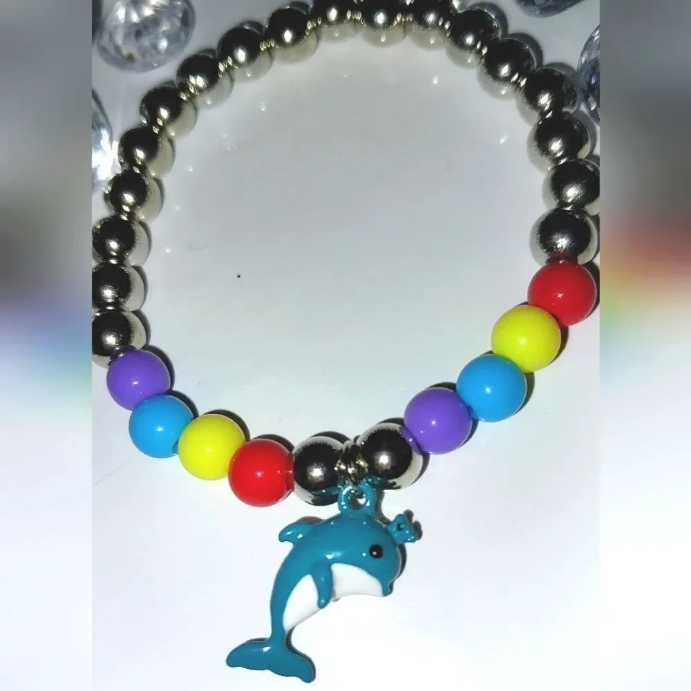 Beaded Super cute Dolphin Pendant Vharm Bracelet For Kids And Adults - Picture 5 of 6